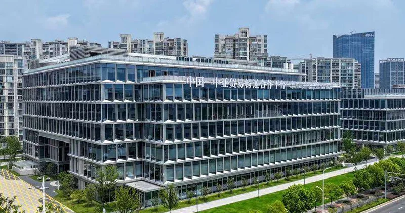 Товарооборот между Китаем и ЦА превысил $ 100 млрд