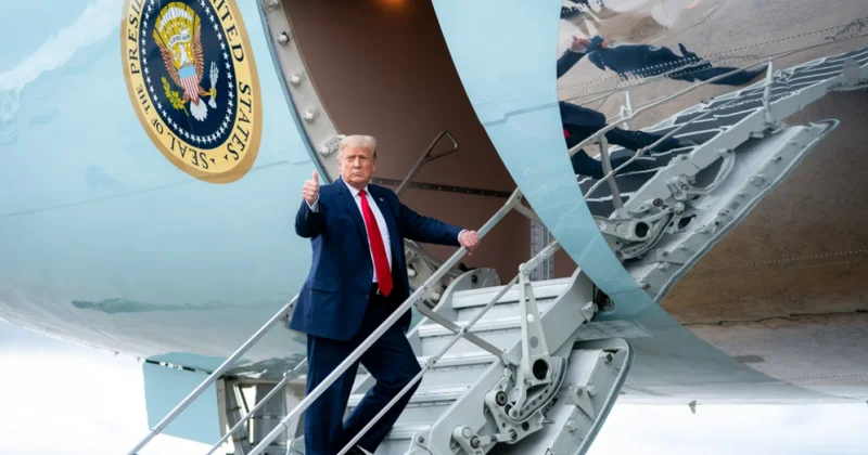 ЧП на борту президента: самолет с Трампом прервал полет в Давос