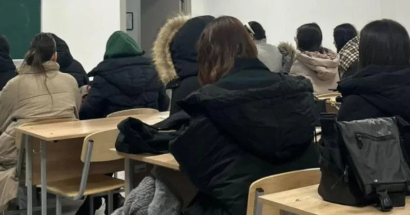 Даже в куртках сидеть невозможно : студенты жалуются на холод в вузе Астаны