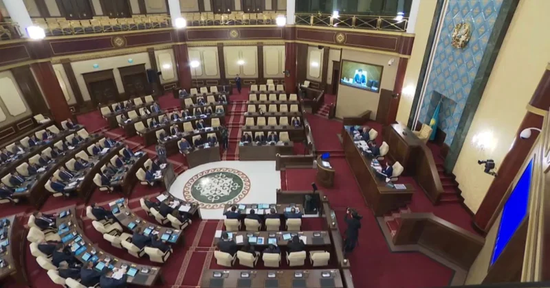 Е. Қошанов құрылтайда көтерілген бастамаларға қатысты пікір білдірді