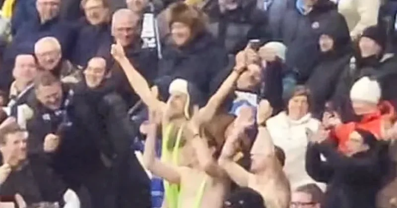 Фанаты Брюгге разделись в Астане и показали купальники из фильма Борат