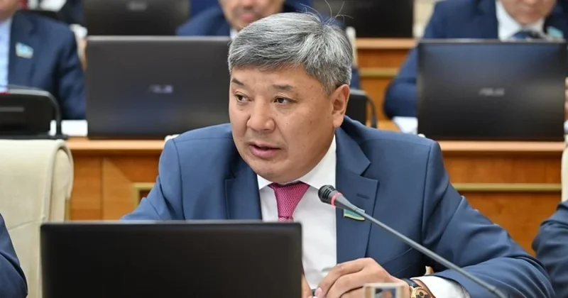 Депутат: Жол саласы жүйелі мәселелерден әлі арыла алмай отыр