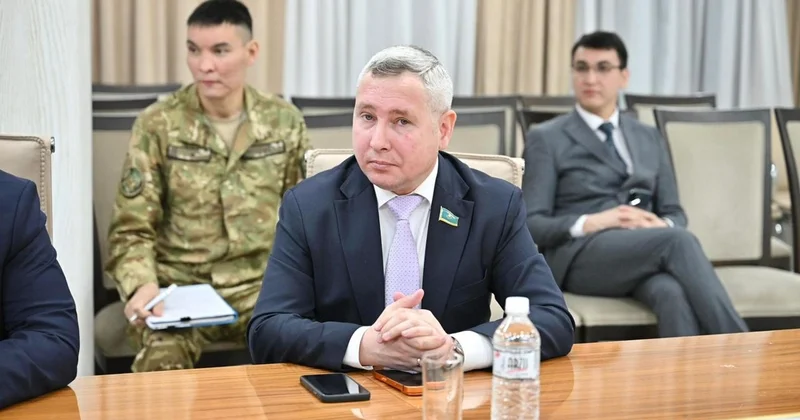 Еліміз конституциялық жаңару дәуірінің табалдырығында тұр сенатор