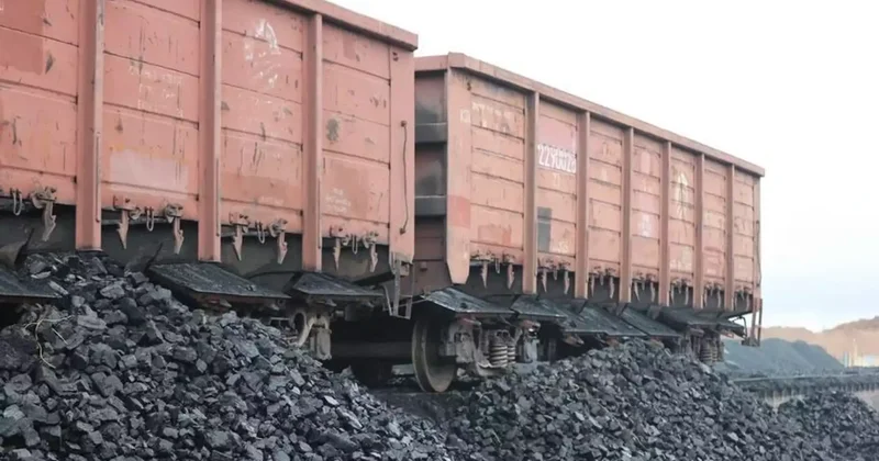 Биылғы жылыту маусымында пойызбен 2,6 млн тоннаға көп көмір тасымалданды