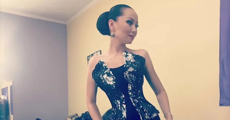 Тростиночка : Баян Алагузова показала, как выглядела, когда ей было 42 года