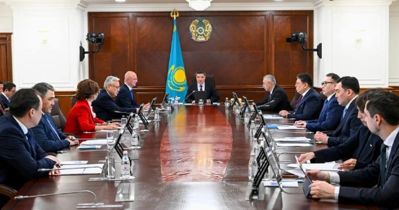 Премьер министр о поручениях президента на Национальном курултае: нужны практические результаты от каждого министра и акима, в каждой отрасли и регионе