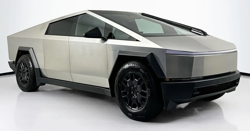 Tesla Сybertruck тың қолжетімді нұсқасын ұсынды