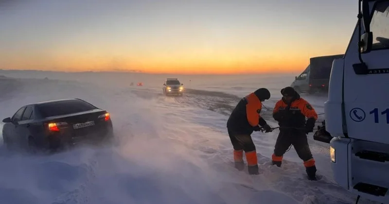 Қазақстанда соңғы он күнде қар құрсауынан 145 адам құтқарылды