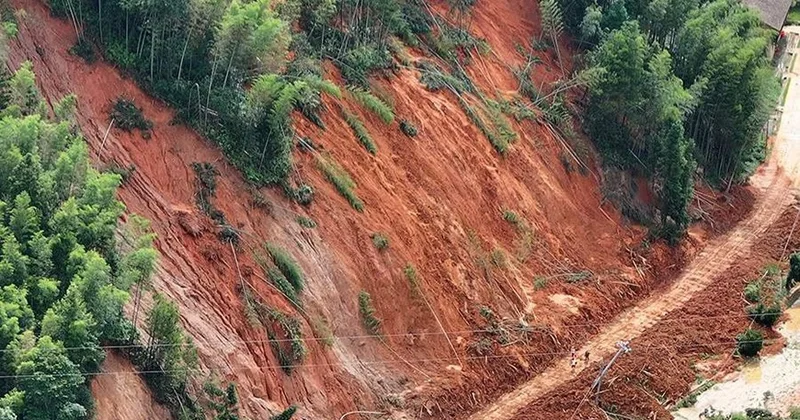 Филиппинде лай көшкін 7 адамның өмірін қиды