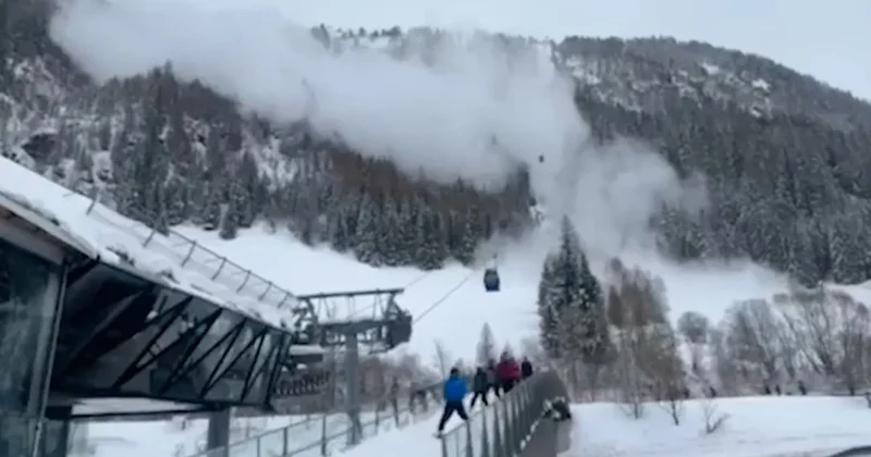 По меньшей мере пять человек погибли из за схода лавин в Австрии