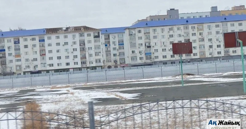 Жауын шашын алдында жабынды алып тастап, жөндеуді тоқтатты: Нұрсаядағы пәтерді су басты