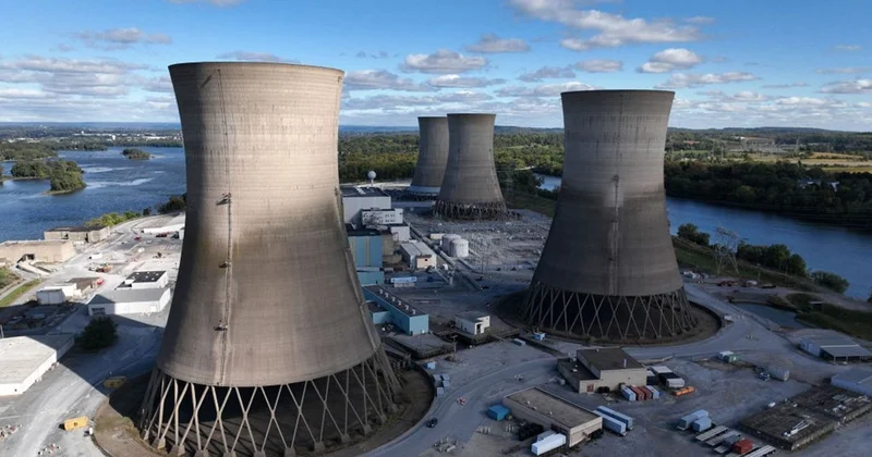 Трамп вывел США из гонки за лидерство в энергетике будущего. Сможет ли Америка когда нибудь догнать Китай и Индию?