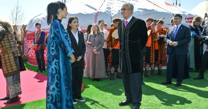 Тоқаев Наурыз мейрамы өтіп жатқан “Керуен сарай“ кешеніне барды