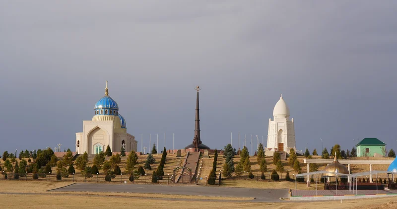 Президент Түркістан облысының даму қарқынын жоғары бағалады