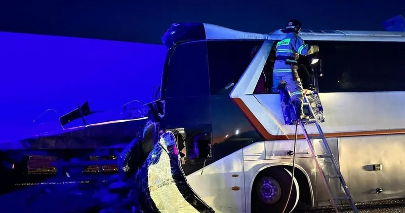 Смертельное ДТП с участием автобуса произошло в Карагандинской области