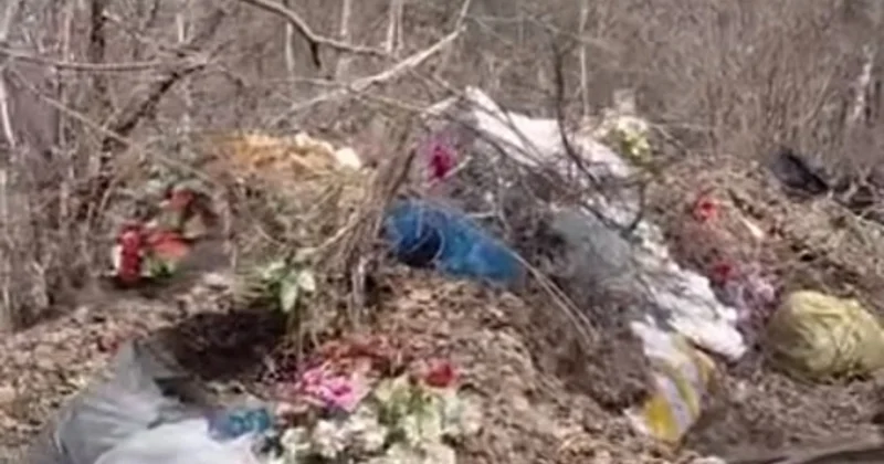 Қостанайлықтар зират маңында үйілген қоқысқа шағымданды