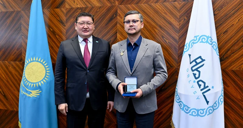 Белгілі режиссер Жұлдызбек Жұманбай мәдениет қайраткері атанды