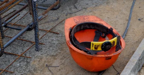 Рабочий завода ферросплавов погиб в Аксу