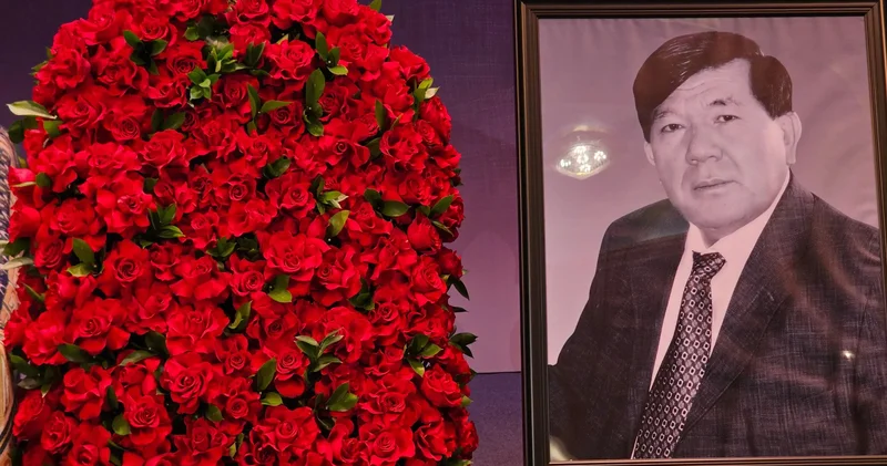 Әділет үшін күрескен тұлға: Алматыда Мұхтар Шахановты ақтық сапарға шығарып салды