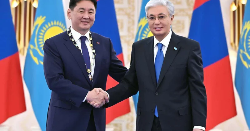 Касым Жомарт Токаев наградил Ухнаагийна Хурэлсуха орденом Алтын Қыран