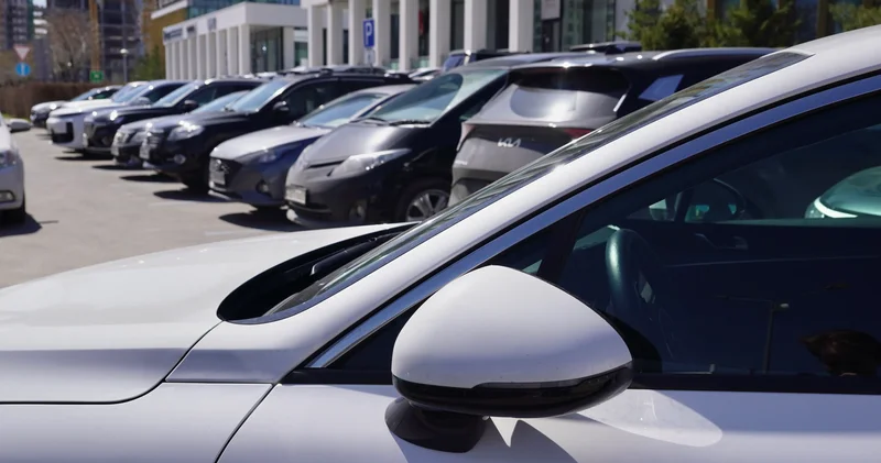 Биыл Алматыда автотұрақ ережелерін бұзудың 15 мыңнан астам дерегі анықталды