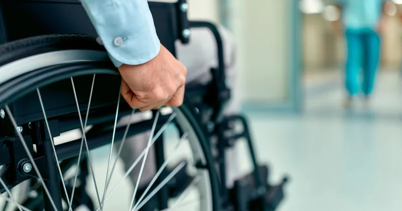 Мүгедектігі бар қазақстандықтарға арбалар мен балдақтарды жалға алу ұсынылды