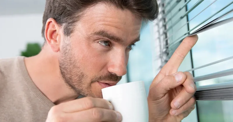 150 звонков и угрозы: сталкера наказали за преследование бывшей возлюбленной в Астане