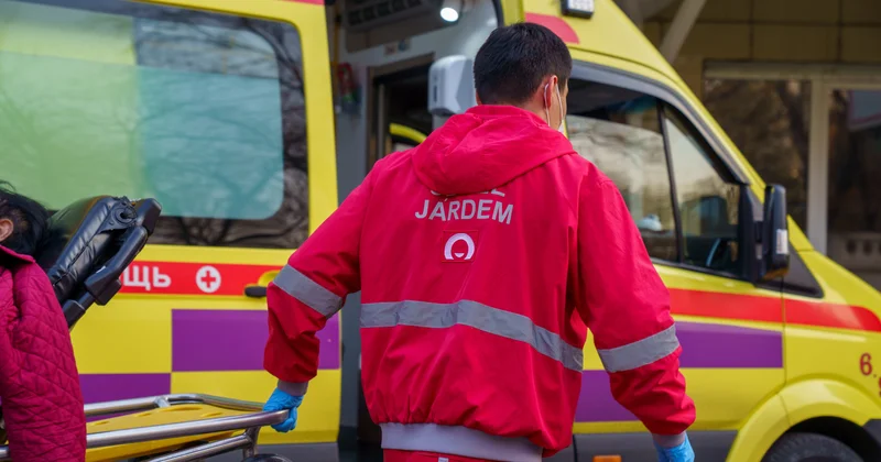 Астанада фельдшерге шабуыл жасаған ер адамға үкім шықты