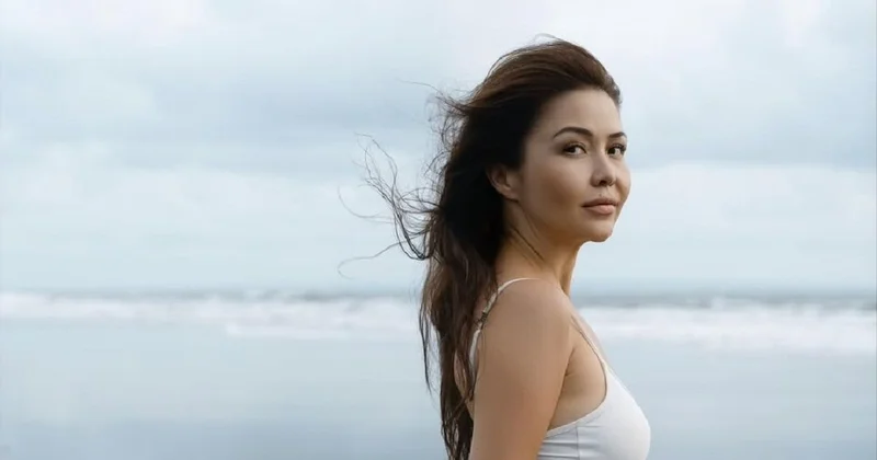 Отпечаток жизненного опыта : Асель Садвакасова рассказала, почему в ее глазах есть грусть