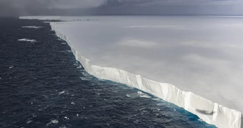 Әлемдегі ең ірі айсберг толықтай еріп кетті