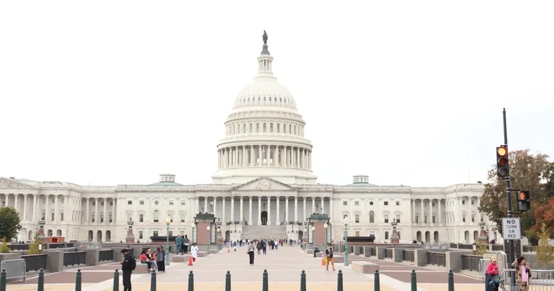 Ирандағы соғыстың жалғасы: Трамп Конгресс шешімін күтіп отыр