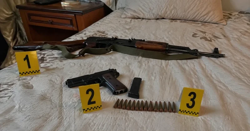 Арсенал в элитном ЖК Астаны: иностранцы прятали оружие в квартире Назарбаев университета