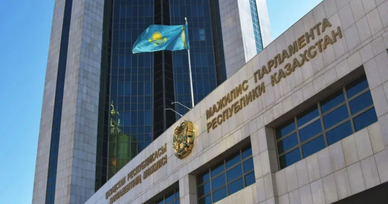 Заң жобасы: Мәжіліс рақымшылық мәселесін талқылайды