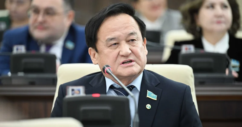 Депутат: Әділет вице министрінің мемлекеттік тілді білмеуі әділетсіздік