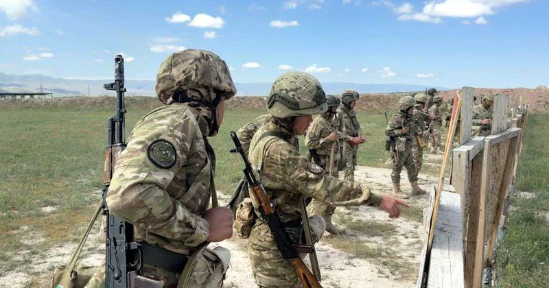 В строю офицеры запаса