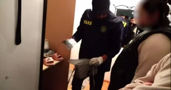 Семейные пары создали притон в Астане
