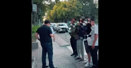 В Шымкенте задержали мужчину, подозреваемого в рекламе наркосайтов