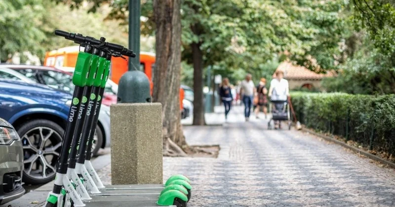 Прагада электросамокаттардың жалға берілуіне тыйым салынады
