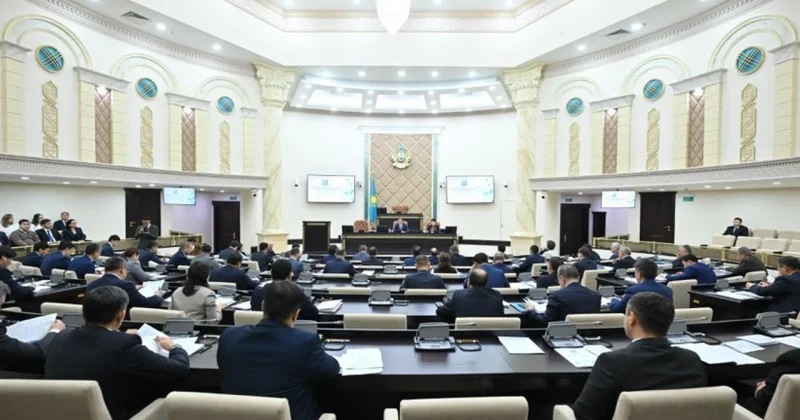 Цифрлық елге айналу міндеттері байыпталған жиын