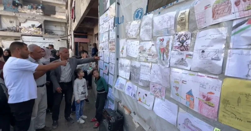 Газа секторында қираған үйлер арасында көрме ұйымдастырылды