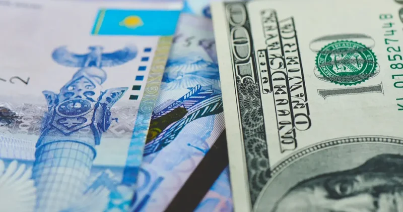 Сколько стоит доллар на бирже и в обменниках Казахстана 21 ноября