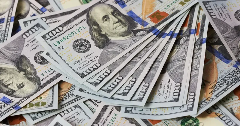 Иностранец попытался вывезти 200 тысяч евро из Астаны. Суд конфисковал эти деньги и оштрафовал его