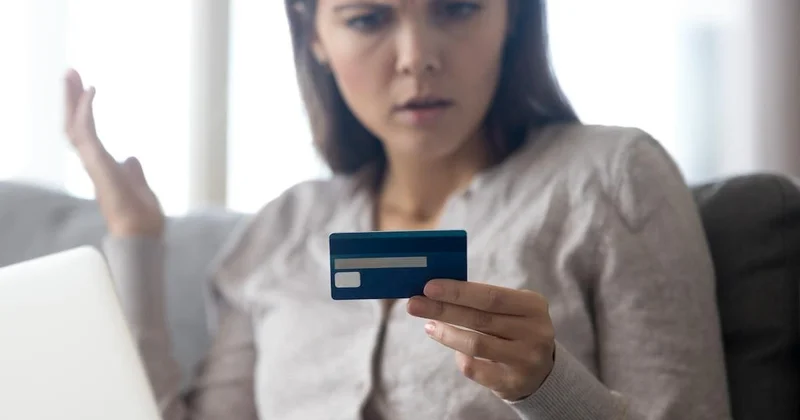 Просто держите деньги на карте : мошенники воруют деньги казахстанцев новым способом