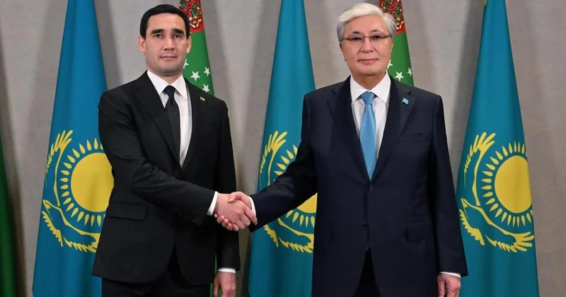 Президент Таджикистана Сердар Бердымухамедов прилетит в Астану по приглашению Токаева