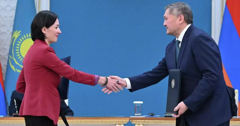 Қазақстан мен Армения 15 құжатқа қол қойды