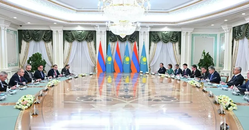 Биыл қазақ және армян халқын жақындастыра түскен айтулы оқиғалар болды Тоқаев