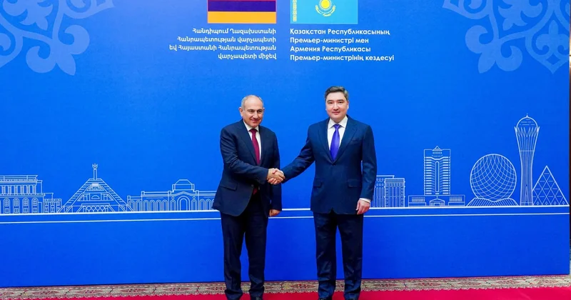 Олжас Бектенов и Никол Пашинян обсудили торгово экономическое сотрудничество