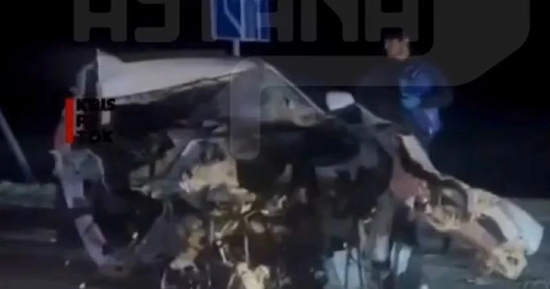Двигатель вылетел от удара: страшное ДТП с погибшими произошло в Алматинской области