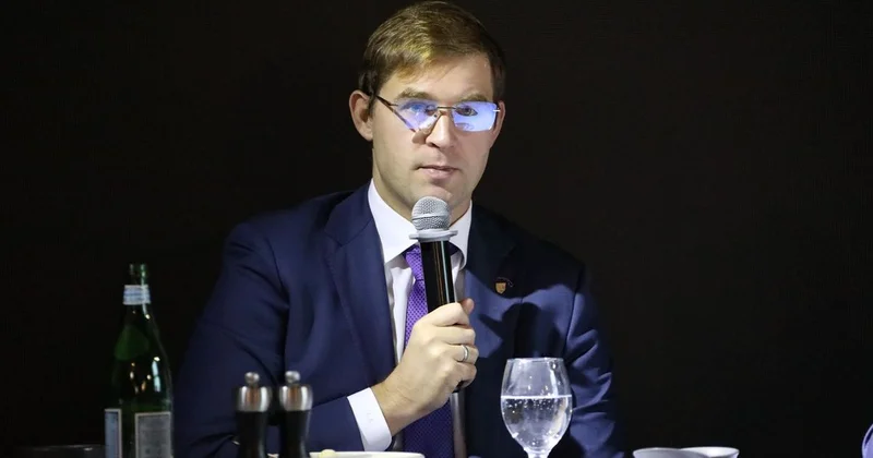 Глава Freedom Finance Тимур Турлов рассказал о признаках финансовой пирамиды и рисках инвестиций