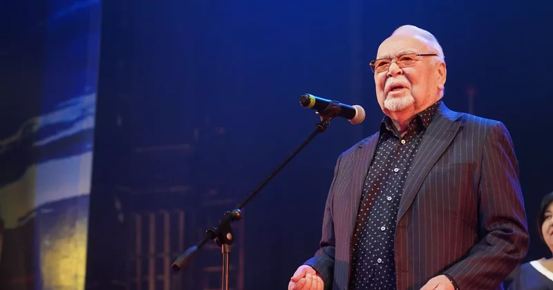 Бүкіл саналы ғұмырын кино саласына арнады : Тоқаев Асанәлі Әшімовтің отбасына көңіл айтты